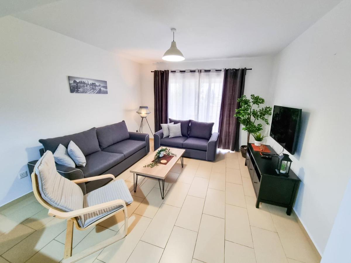 Light House Apartment Ларнака Екстер'єр фото